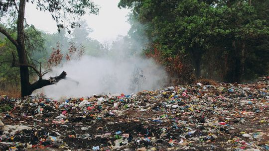 Coraz więcej śmieci na dzikich wysypiskach. Nielegalne instalacje zagrożeniem dla środowiska