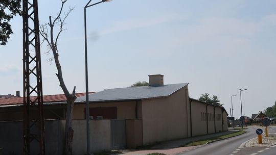Dlaczego cały dzień paliły się lampy