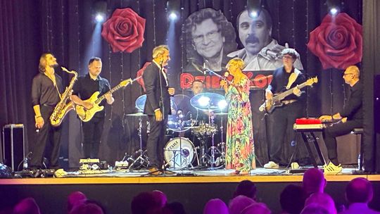 Dzień Kobiet i Mężczyzn w Trzcińsku - Zdroju - Koncert "Gentlemen Tribute to Wodecki & Za-ucha"[FOTO, VIDEO]