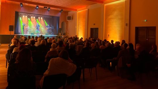 Dzień Kobiet płatny jedynie w Chojnie