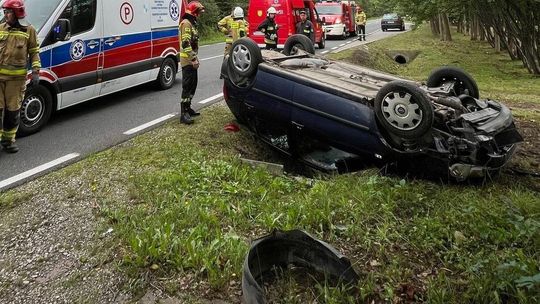 Nie dostosował się do warunków. Interwencja służb i stan poszkodowanego