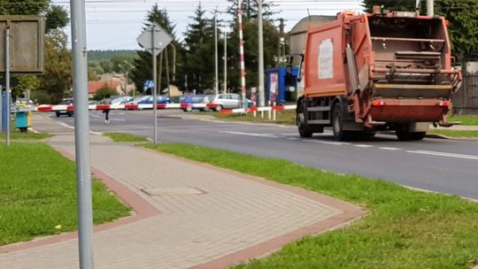 Niebezpieczne zachowanie na przejeździe