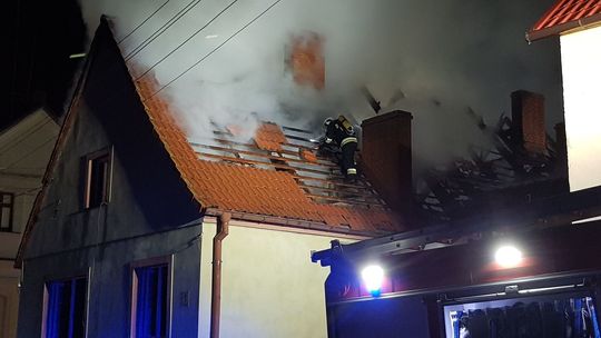 Pali się dom w centrum Cedyni