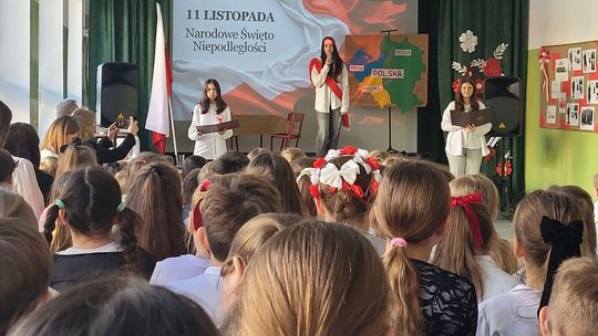 Pantomima, hymn i „Echo Niepodległej”. Cedynia uczciła Narodowe Święto Niepodległości