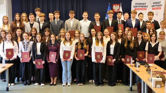 Stypendia dostała całkiem spora grup uczniów z południa powiatu