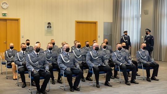 Policjant z Chojny Ariel Lipiński odznaczony. Uratował kobietę przed gwałcicielem