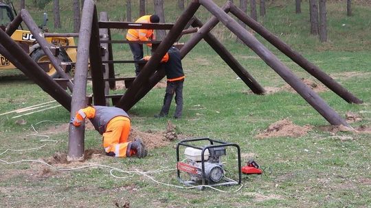 Potężny 12-metrowy pająk wypełznie spod Góry Czcibora!