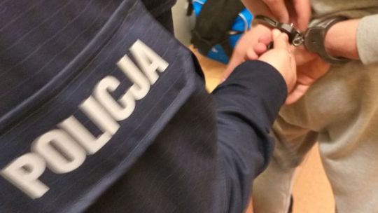 Próbował zgwałcić kobietę. Został zatrzymany przez policjanta po służbie