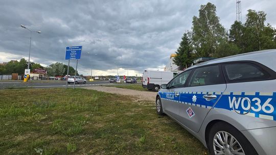 Przejścia graniczne patrolowane są przez policjantów i straż graniczną
