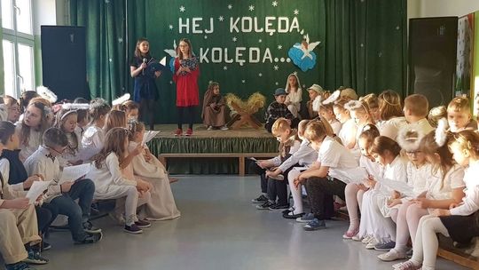 Śpiewali kolędy podczas świątecznego spotkania [FOTO]