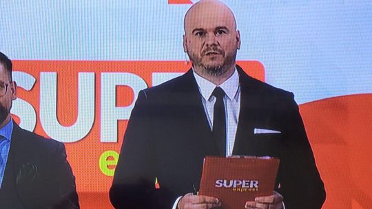 Rafał Trzaskowski i Karol Nawrocki przekonywać mają niezdecydowanych podczas debaty