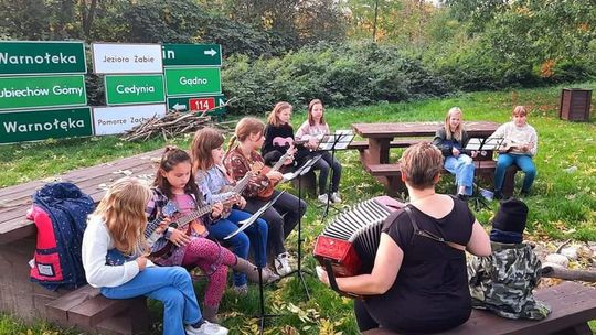 Ukulelowo, Bajkowo i Koncertowo - Moryńska Orkiestra Ukulele zaprasza!