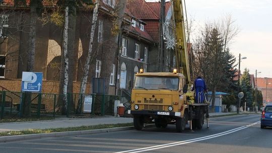 Ulice Chojny nabierają świątecznego klimatu