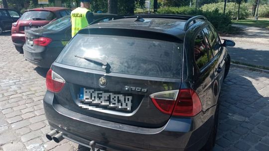 Zatrzymano w Osinowie kierowcę BMW