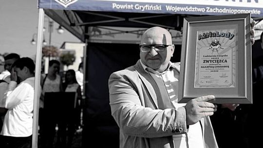 Właściciel popularnej lodziarni "Lucynka" Krzysztof Gręda zmarł, mając 47 lat