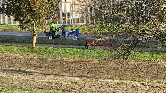 Wymalowali nowe znaki na drodze