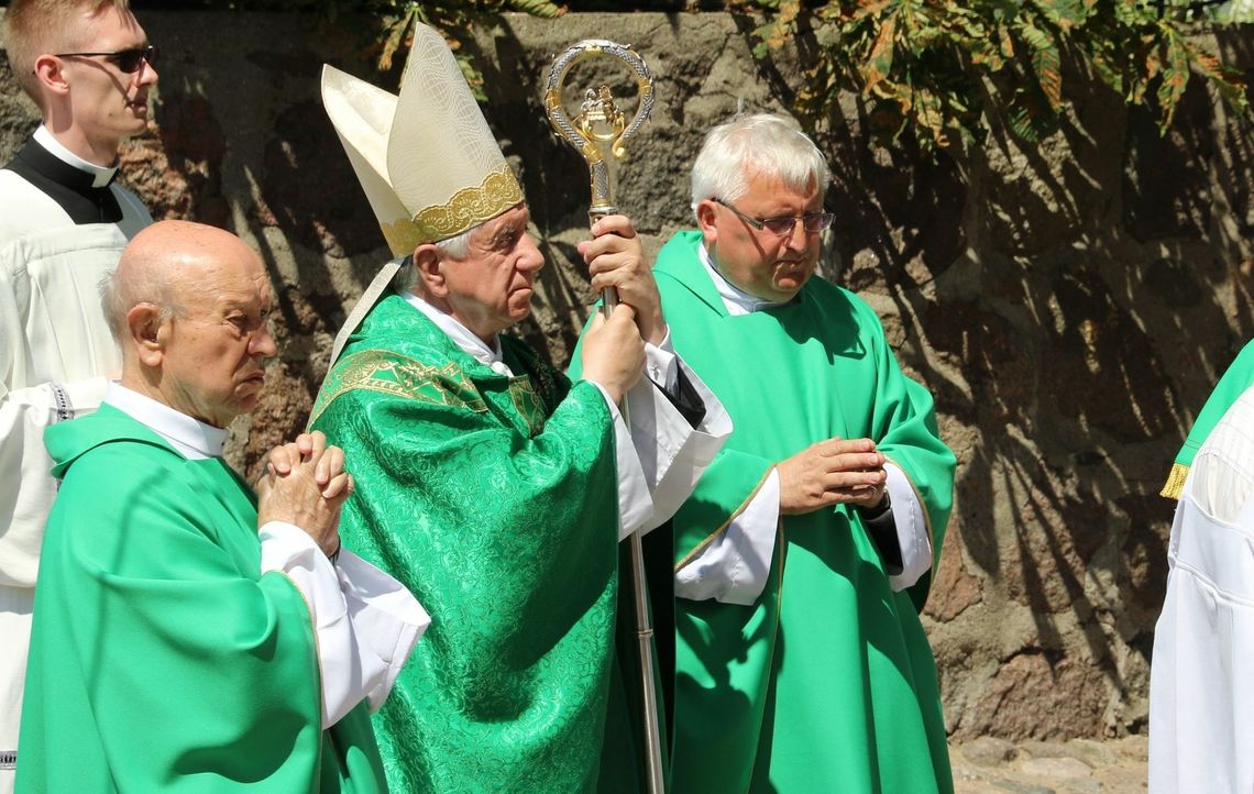Arcybiskup miał powód aby odwiedzić ponownie Cedynię [FILM, FOTO]