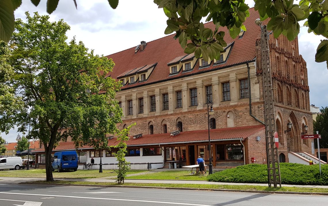 Dementujemy plotki o zwolnieniu dyrektor Dementujemy plotki o zwolnieniu dyrektor