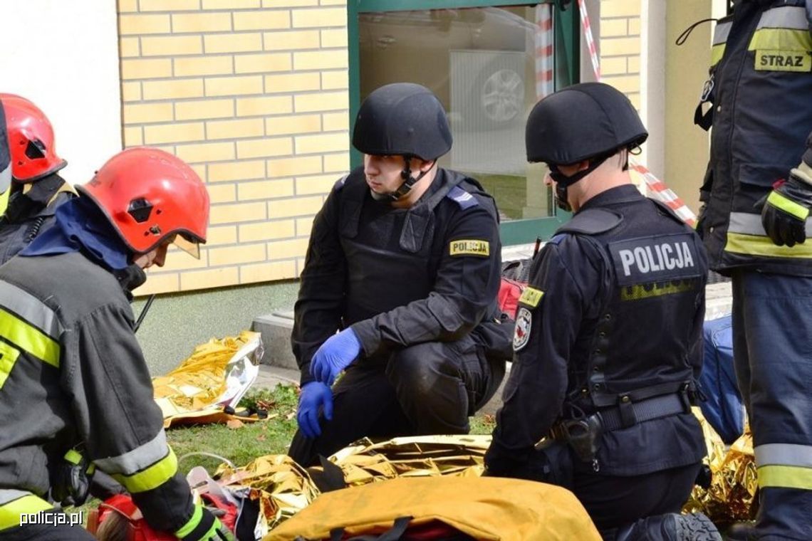 Dwie dziwne torby postawiły służby w stan gotowości