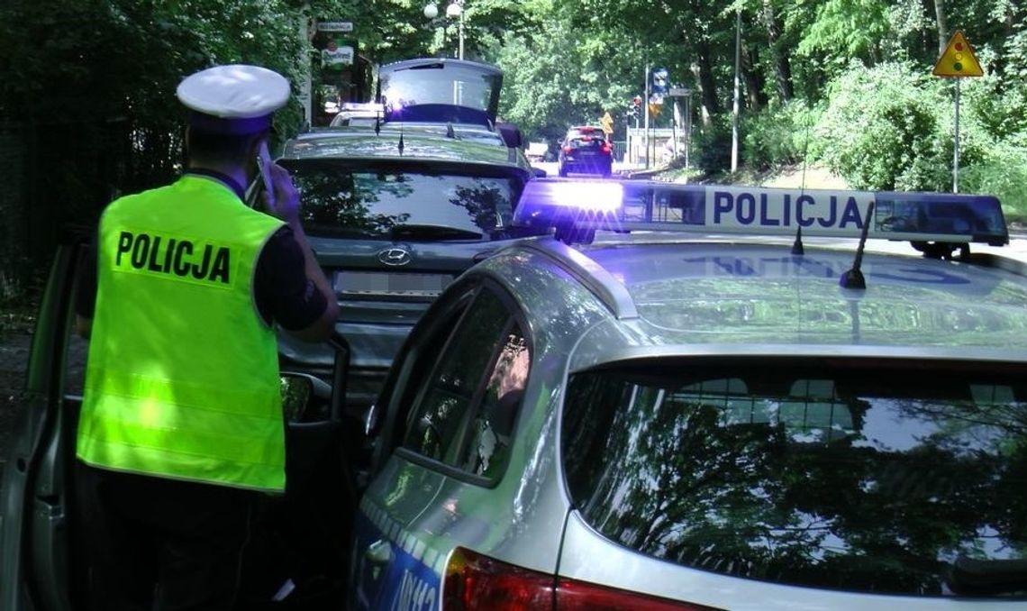 Jechał niesprawnym autem bez uprawnień i pod wpływem narkotyków