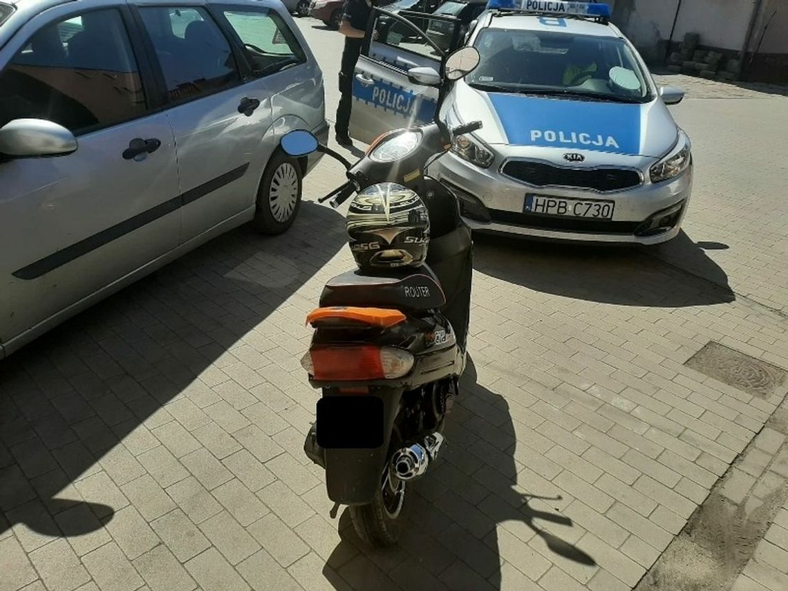 Kompletnie pijany jechał motorowerem