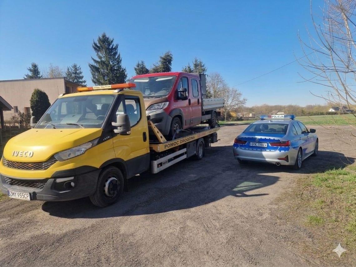 Jeden z zakazem drugi bez uprawnień