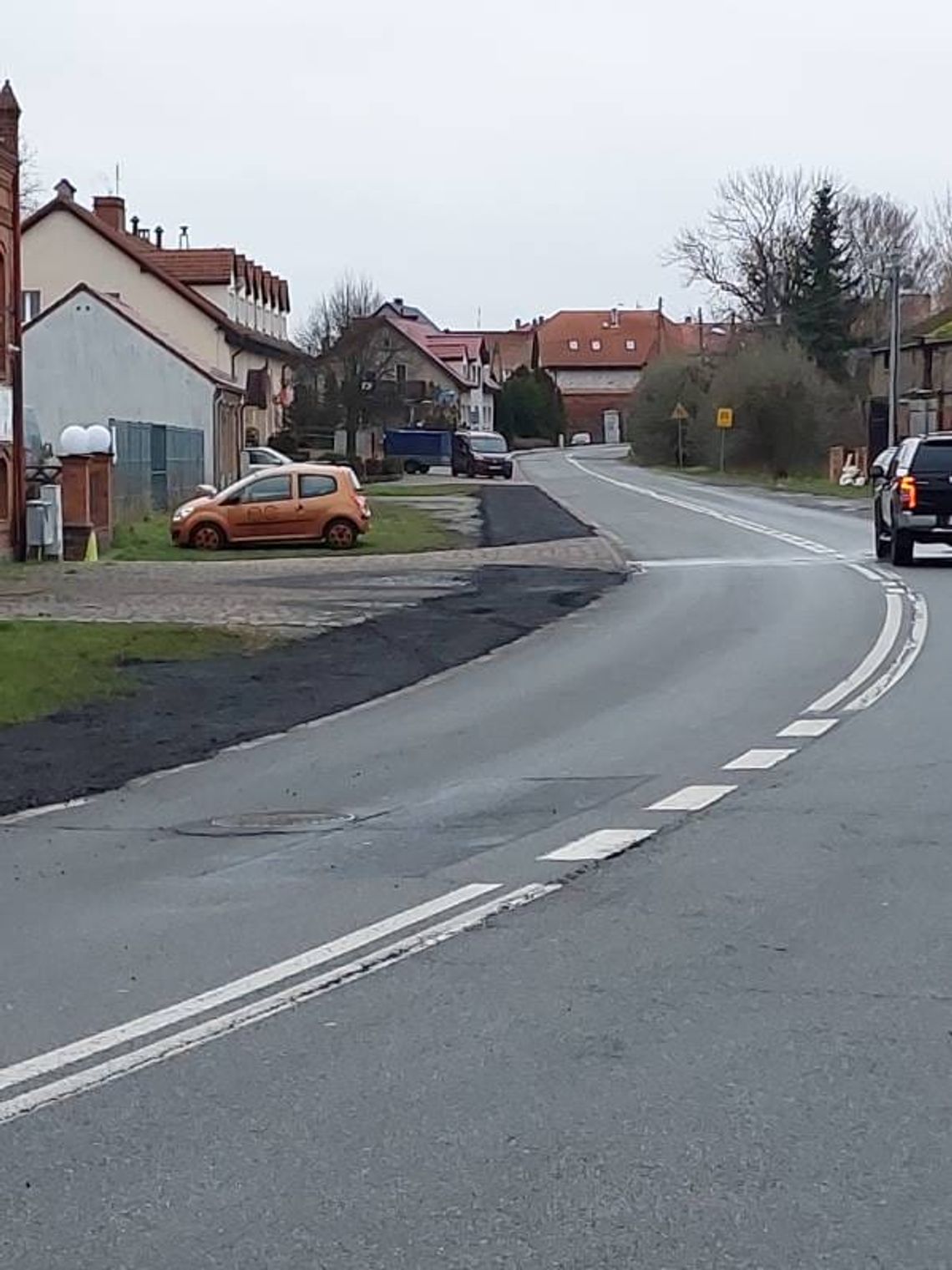 Kolejna inwestycja: nowy chodnik przy drodze krajowej nr 31