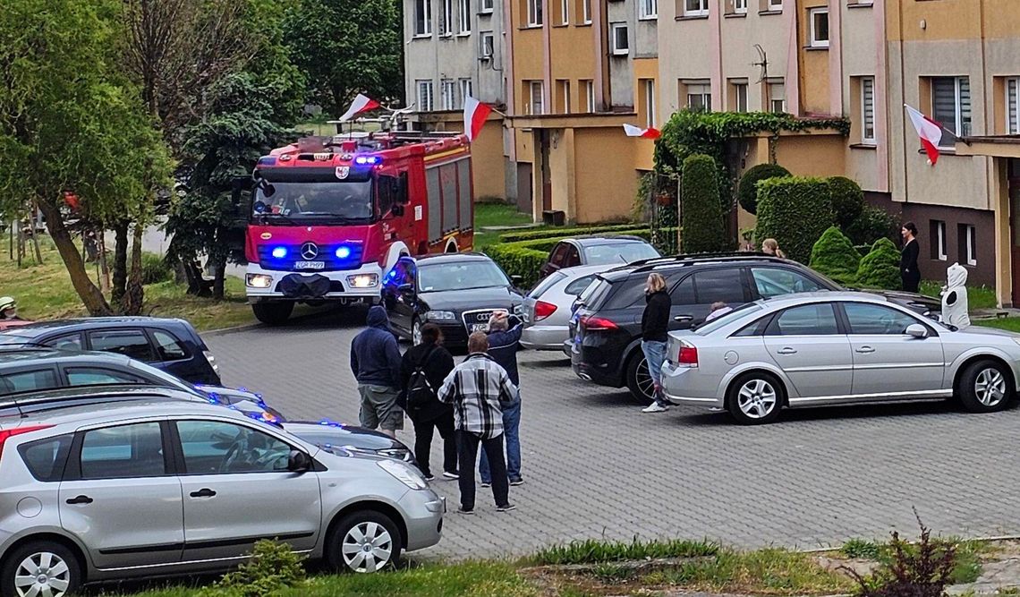 Niebezpieczna sytuacja na osiedlu w Cedyni - szczegóły i akcja służb ratunkowych