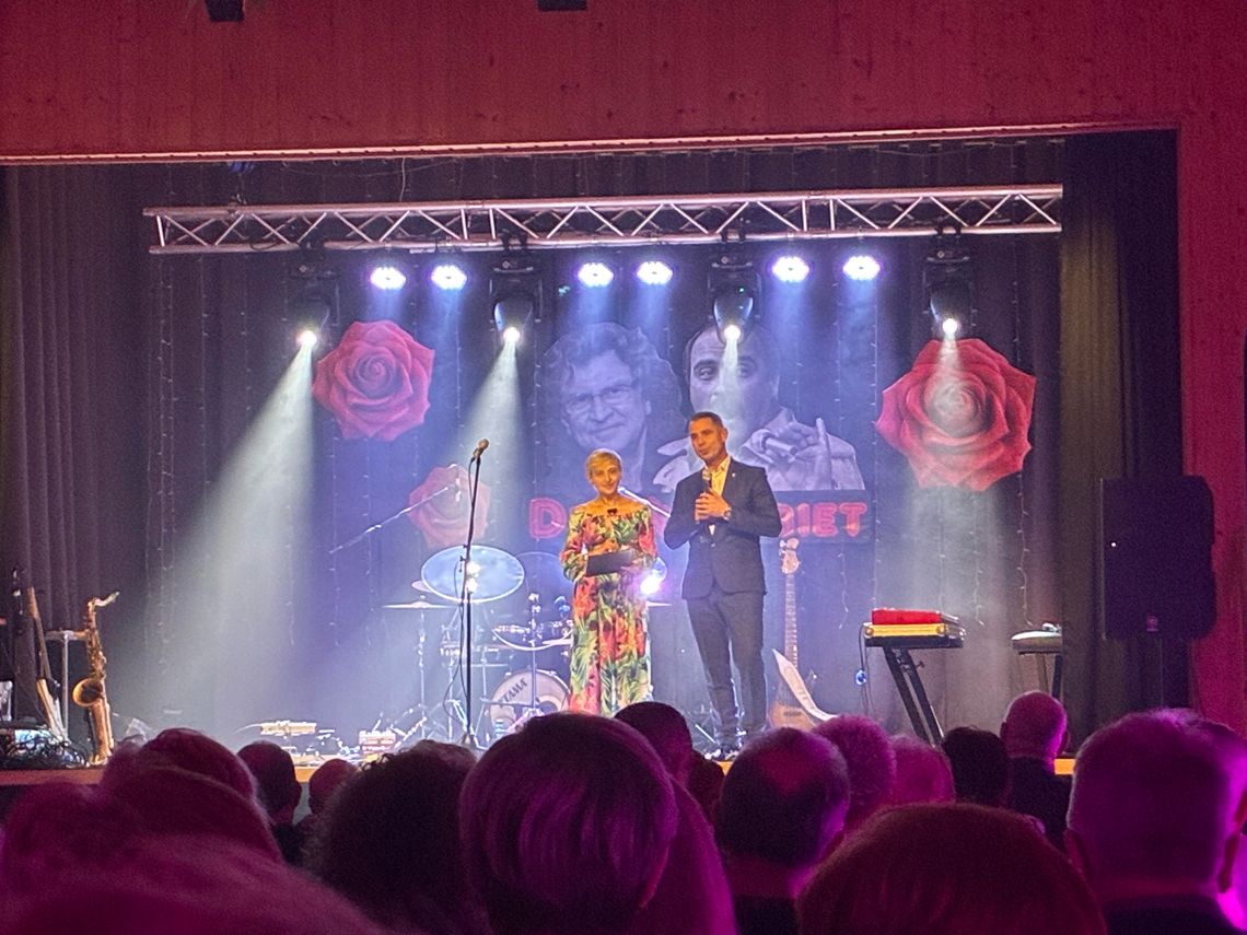 Nowy - stary dyrektor Biblioteki i Centrum Kultury w Trzcińsku - Zdroju Nowy - stary dyrektor Biblioteki i Centrum Kultury w Trzcińsku - Zdroju