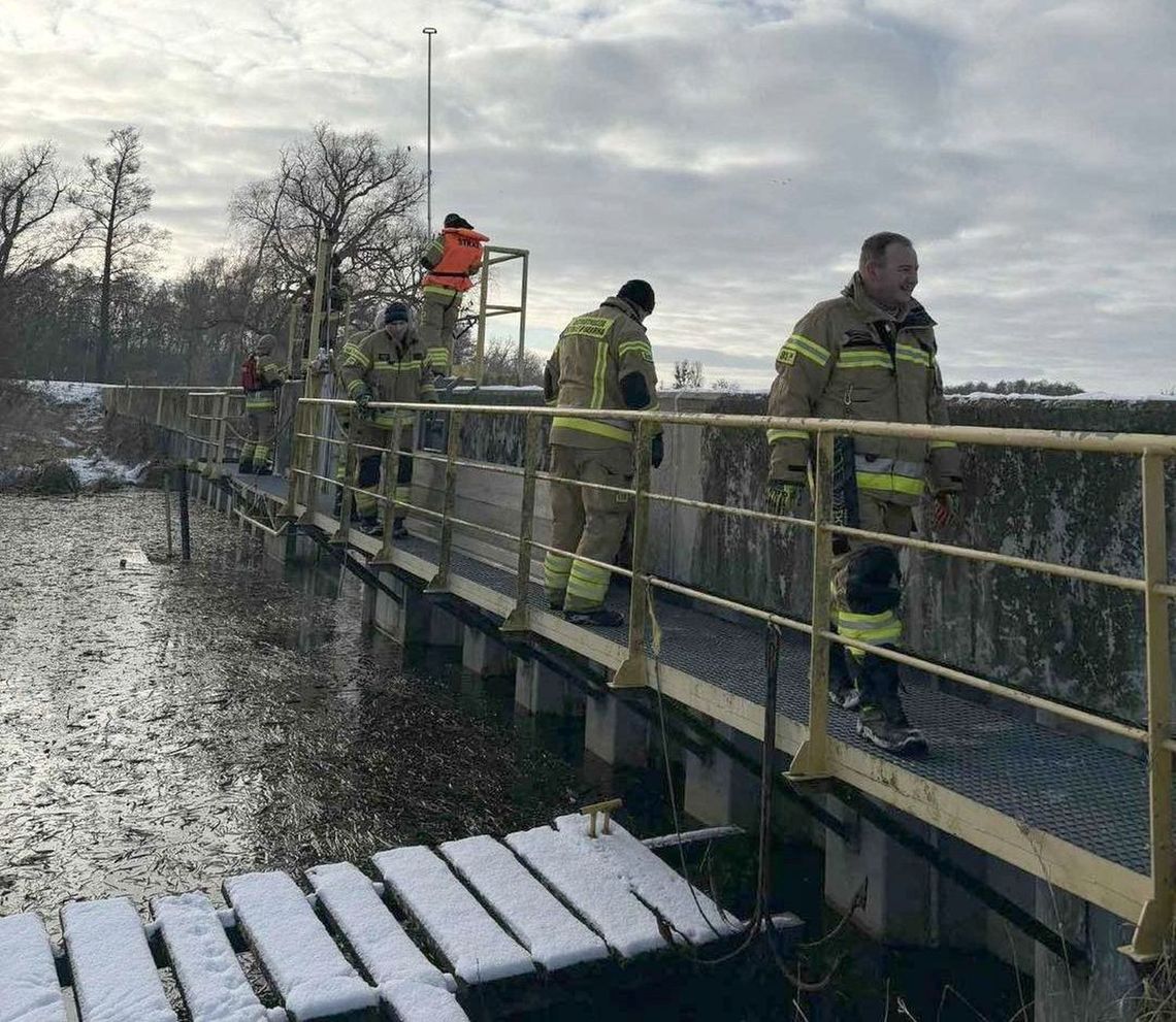 Groźnie na Odrze. Zima nie odpuszcza