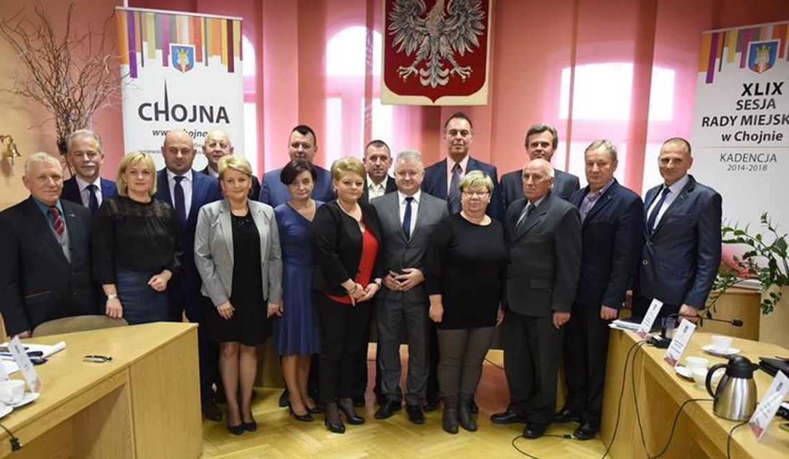 Ostatnia Rada Gminy w Chojnie. Piotr Mróz dziękuje za rzetelną pracę i zaangażowanie