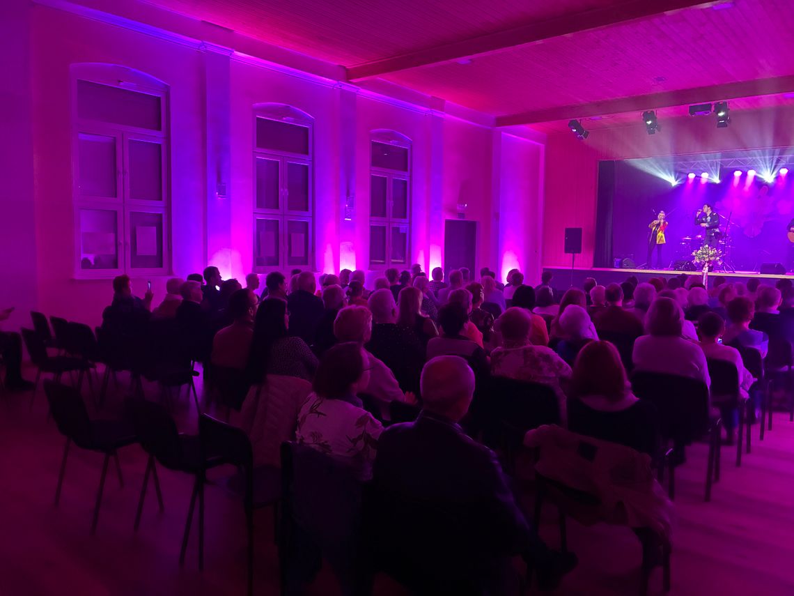Październikowy weekend z kulturą, muzyką i humorem