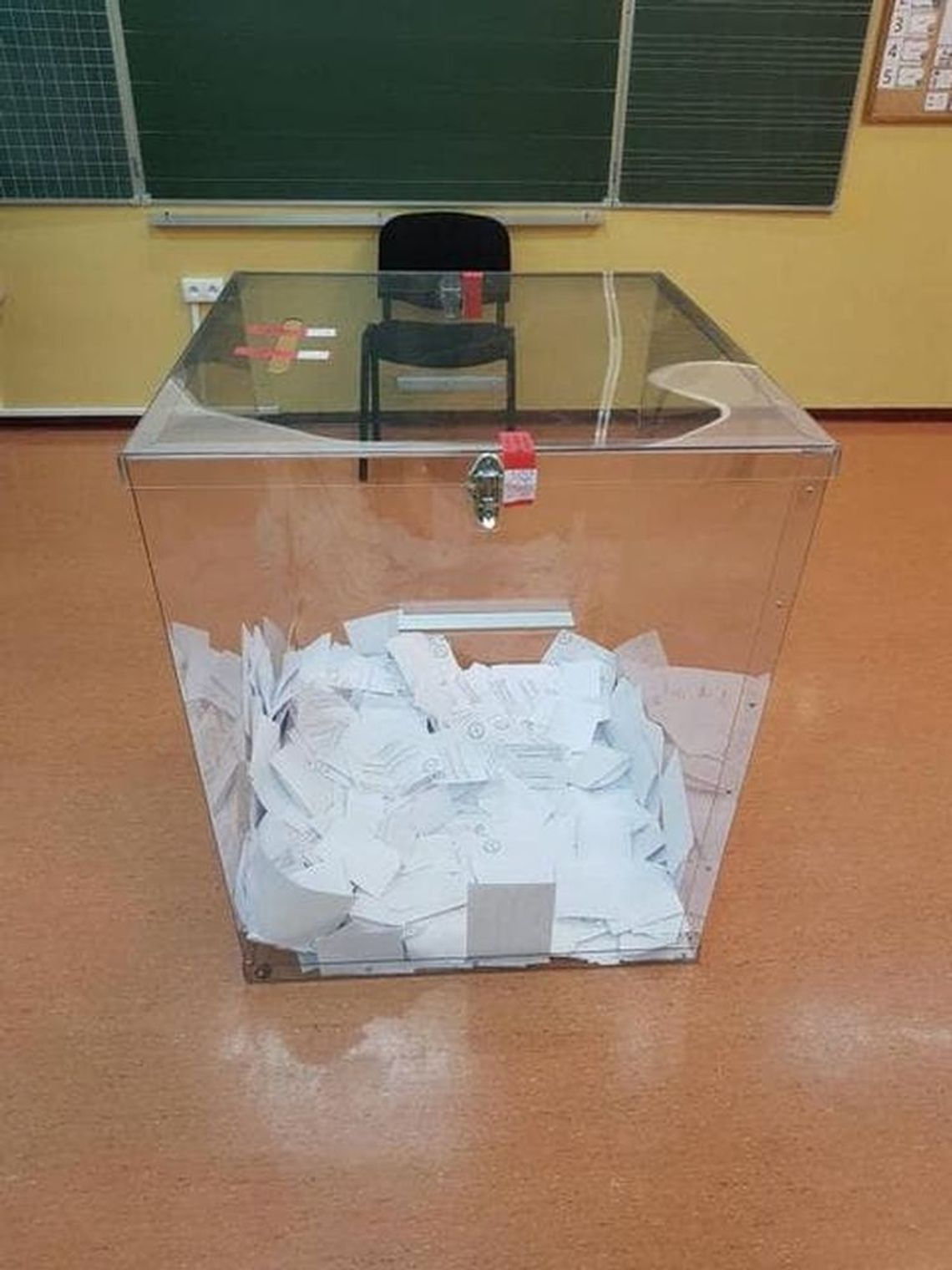 Pierwsze wyniki z lokali wyborczych w gminie Chojna już są
