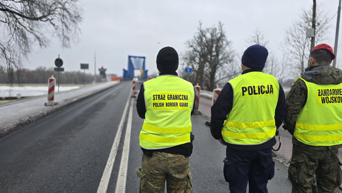 Pomimo siarczystego mrozu tymczasowa kontrola na granicy polsko-niemieckiej prowadzona jest nadal