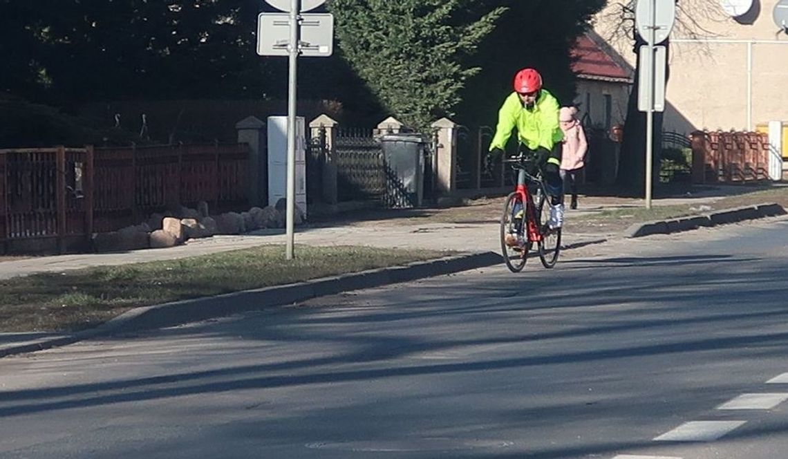 Potrącony rowerzysta odwieziony do szpitala. Kierowcy uważajcie na rowerzystów