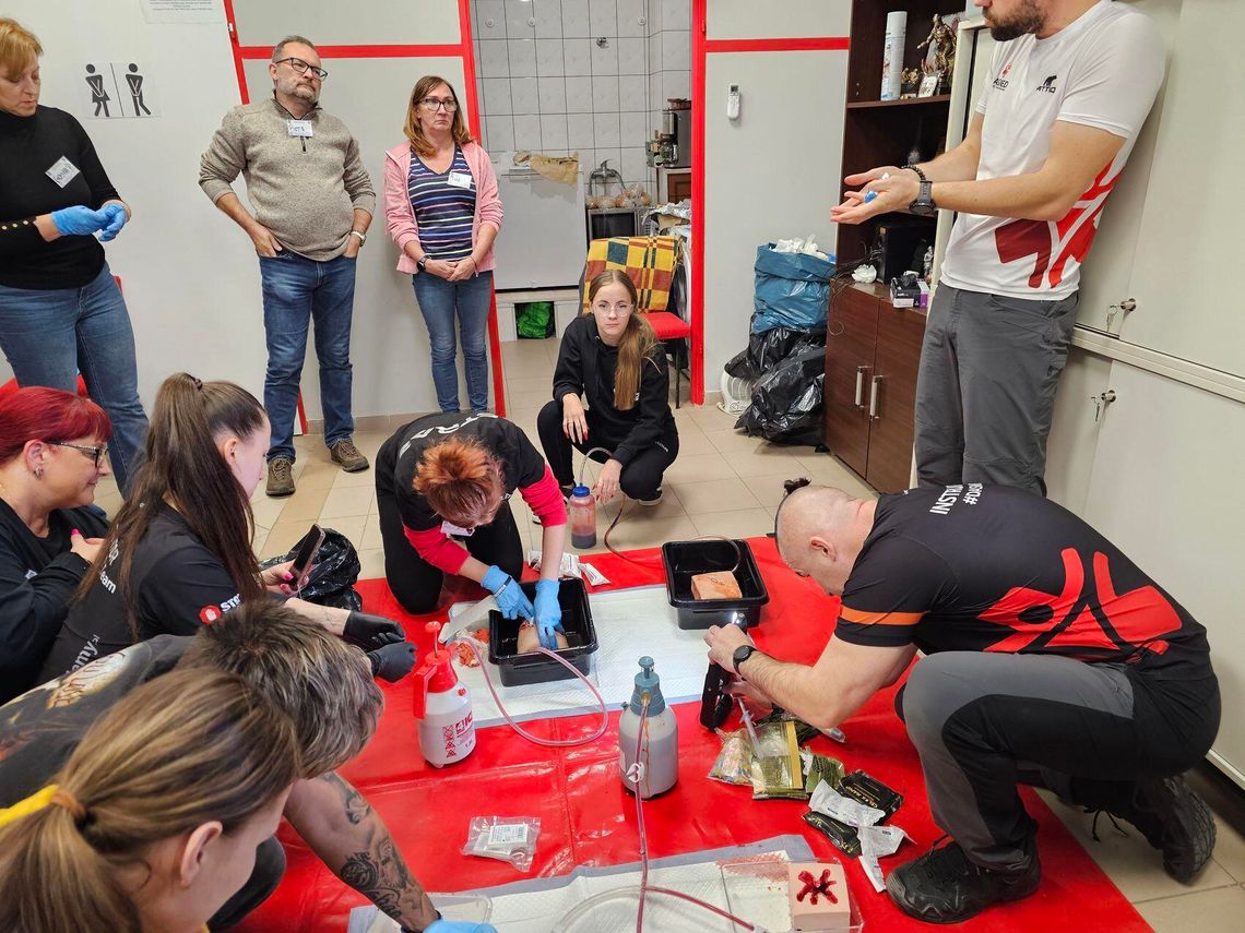 Montaż defibrylatora AED