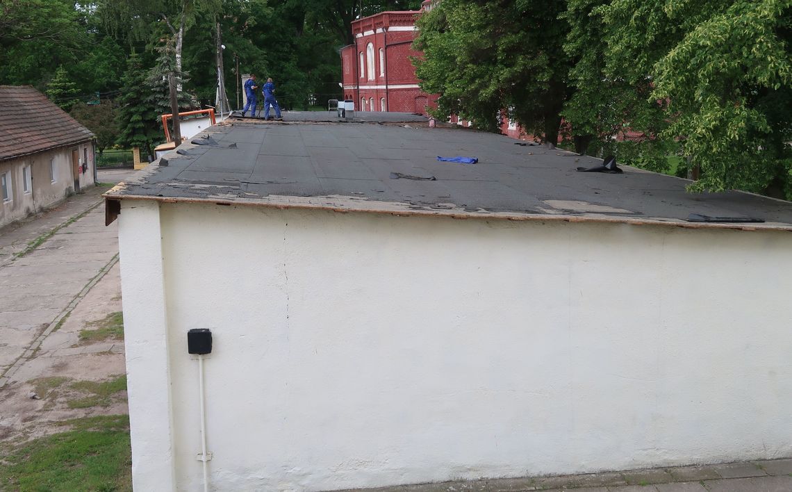 Rozbierają budynek, w którym pracowała... burmistrz