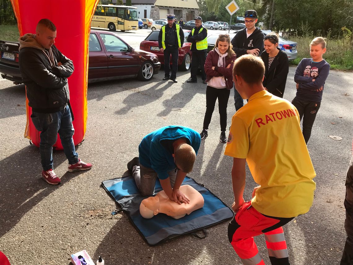 Specjalną akcję dla kierowców przeprowadzili policjanci i ratownicy WOPR [FOTO]