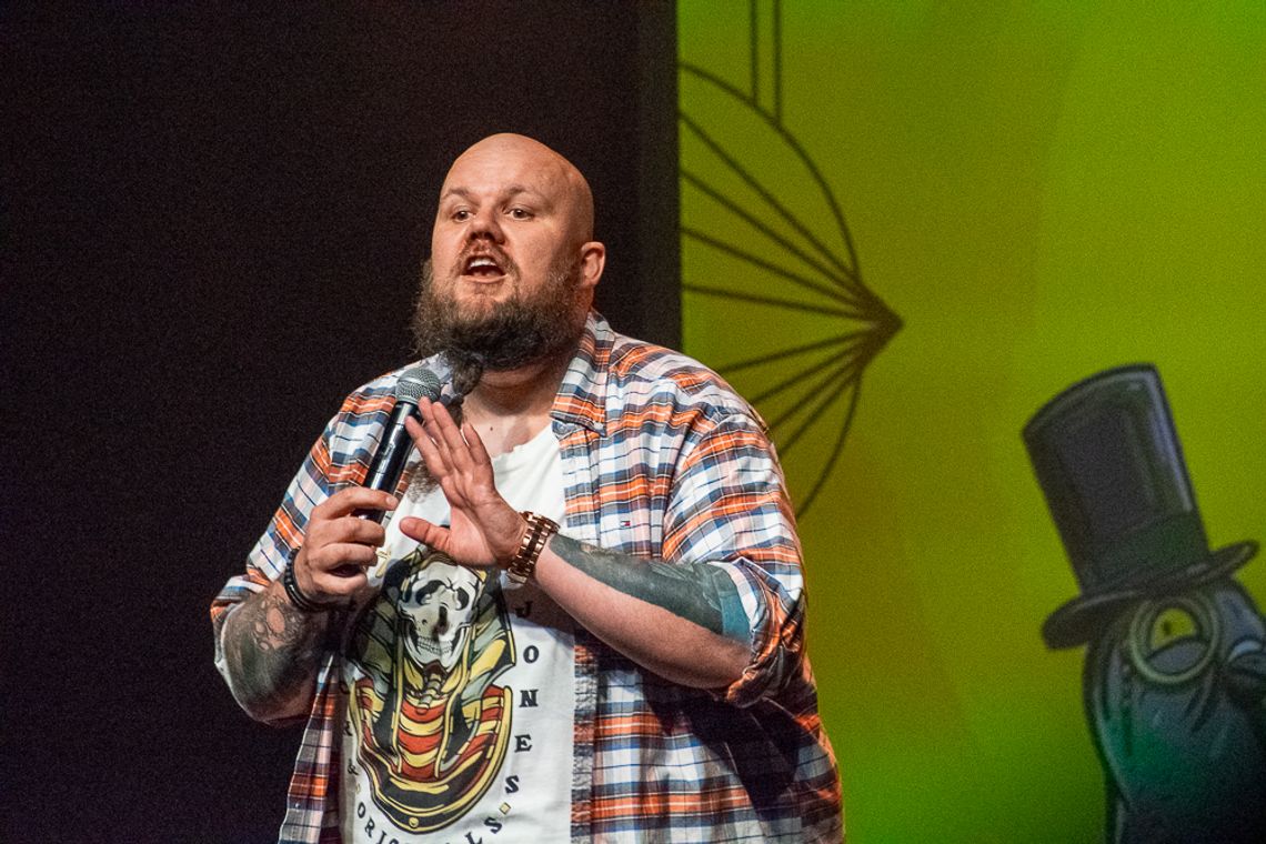 Stand-up i plenerowe kino