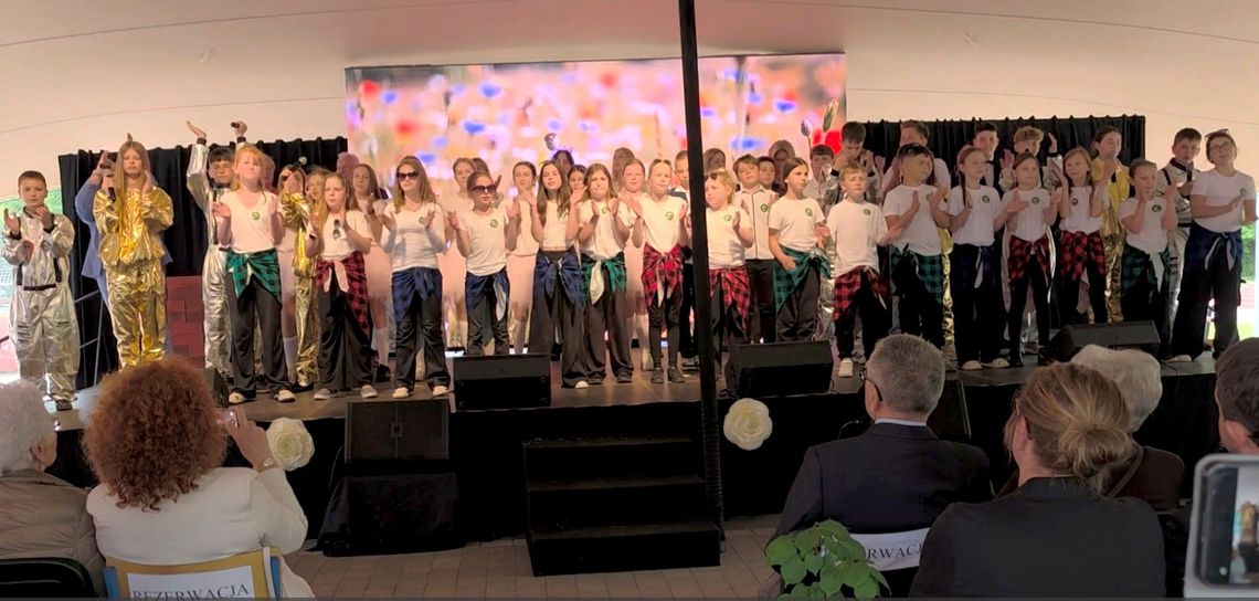 Szkoła Podstawowa im. Janusza Korczaka w Chojnie świętuje 80-lecie Szkoła Podstawowa im. Janusza Korczaka w Chojnie świętuje 80-lecie