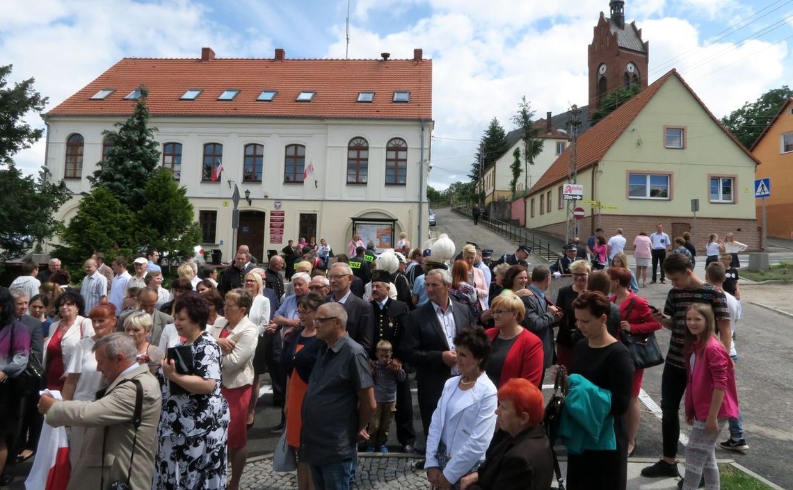 To hańba dla Polaków! Zamiar umieszczenia „tablicy niepodległościowej” na poniemieckim budynku przez odchodzące władze