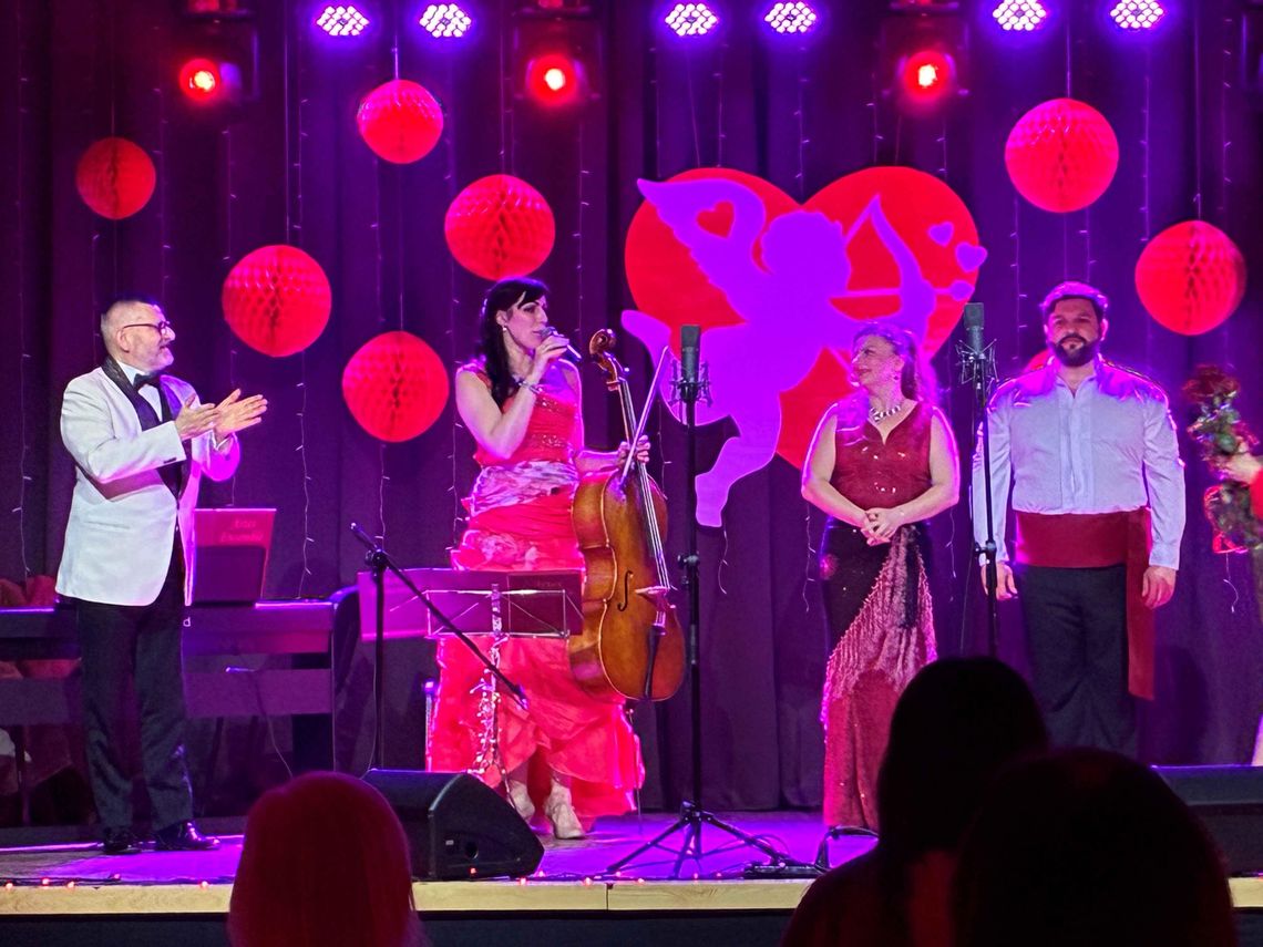 Walentynkowa operetka w Trzcińsku – Zdroju [FOTO, VIDEO]