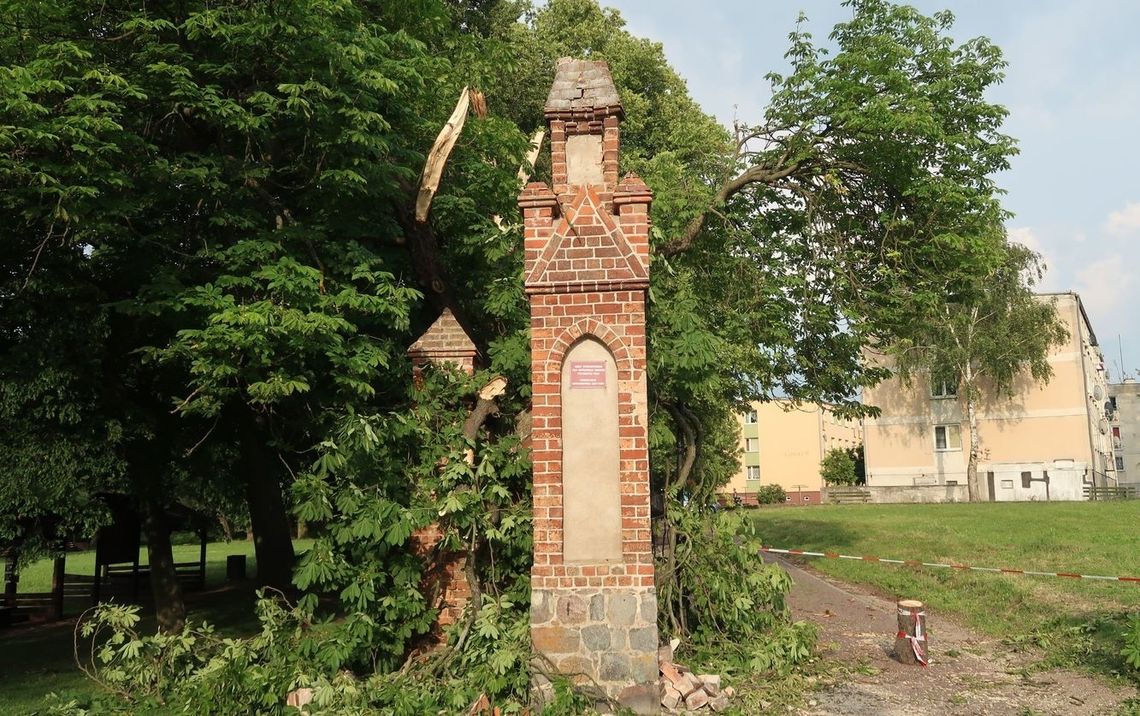 Wichura nad Chojną poczyniła straty Wichura nad Chojną poczyniła straty