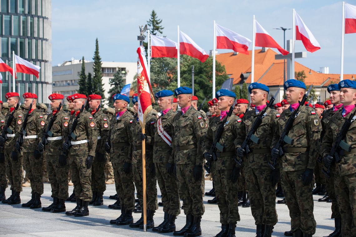 Wojowie spod Cedyni podczas obchodów Święta Wojska Polskiego