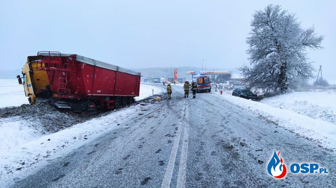 Wpadł w poślizg i zderzył się z nadjeżdżającą ciężarówką