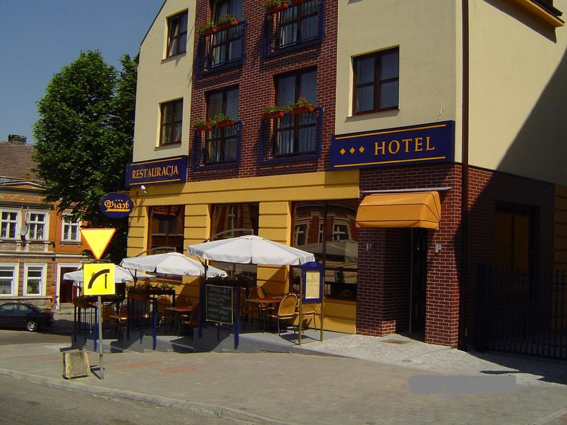 Restauracja, Hotel Piast